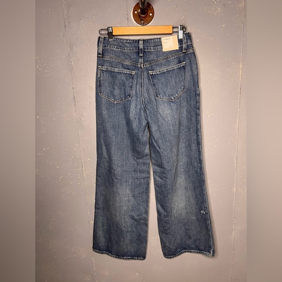 PAIGE Zoey High Rise Wide Leg Jeans in Jazz Club (27) - Picture 5 of 9